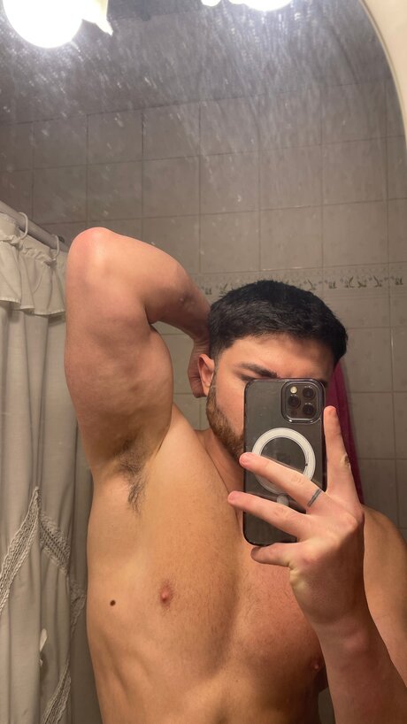 Foto nua vazada do OnlyFans de Tavofree