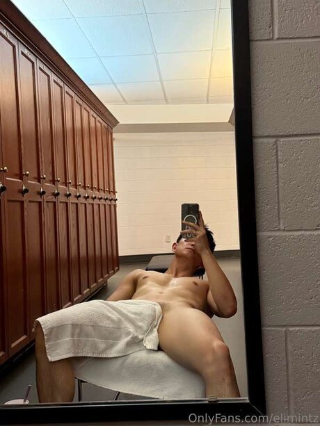 Foto nua vazada do OnlyFans de Elimintz