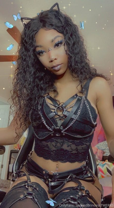 Naken läckt OnlyFans-bild av Spoiledbrincessfree