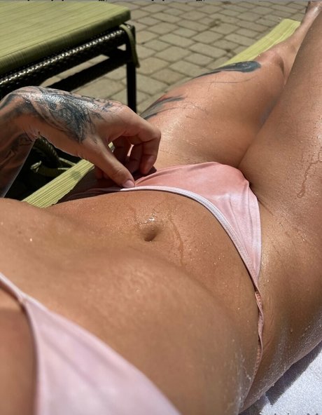 Naakte gelekte OnlyFans-foto van Krista Marie