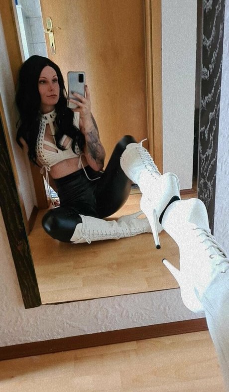 Ladyelvendoll