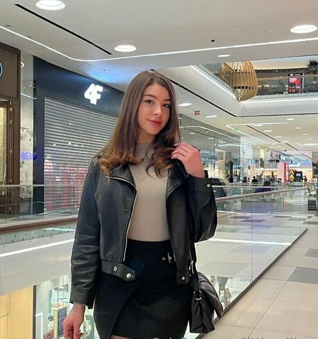 Naken läckt OnlyFans-bild av Lilu20