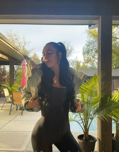 Elleventures