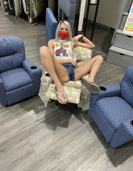 Alasti lekkinud OnlyFans-i pilt Kennajamesx