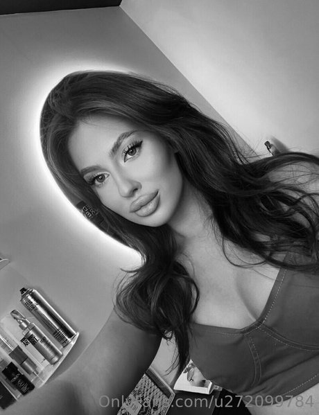 Nahá fotka uniklých OnlyFans od Barbiecake
