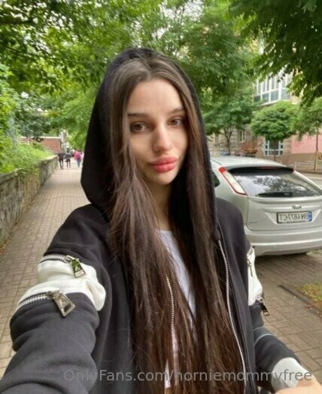 Horniemommyfree