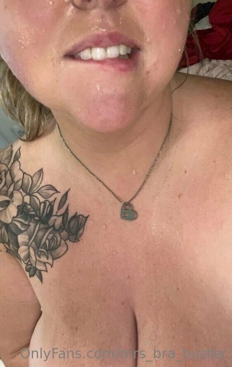 Nahá fotka uniklých OnlyFans od Mrsbrabuster