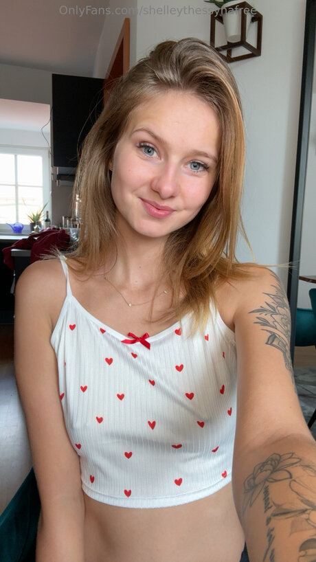 Nacktes geleaktes OnlyFans-Foto von Shelleythessynafree