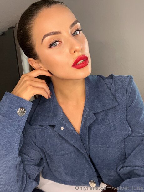 Nacktes geleaktes OnlyFans-Foto von Velvet Luna
