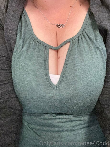Reneej40ddd