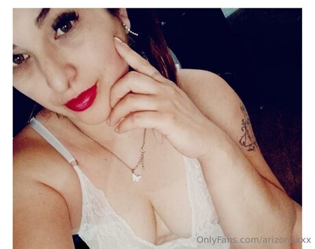 Naken läckt OnlyFans-bild av Arizonaxxx