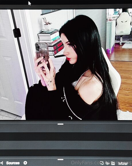 Naken lekkede OnlyFans-bilde av Deftmoons