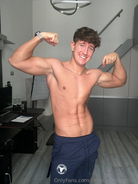 Christianlevine Straight OnlyFans泄露裸照