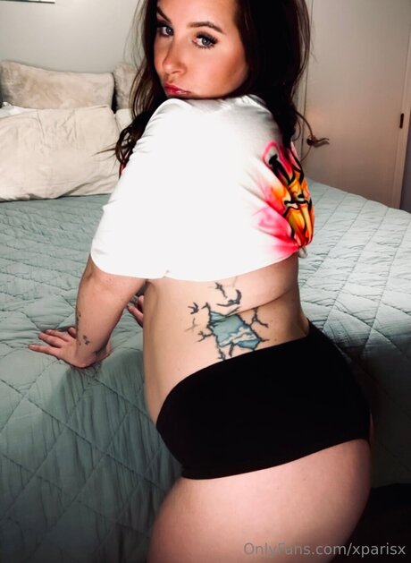 Naken lekkede OnlyFans-bilde av Xparisx