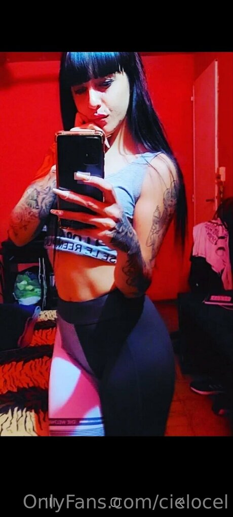Nahá fotka uniklých OnlyFans od Cielocel