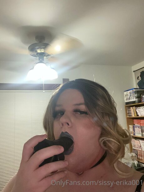 Sissy Erika001