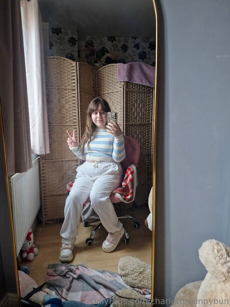 Naken läckt OnlyFans-bild av Charlottebunnybun