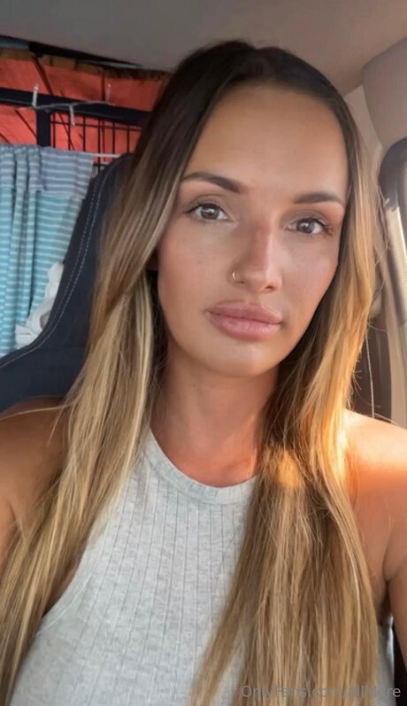 Foto nua vazada do OnlyFans de Allidore