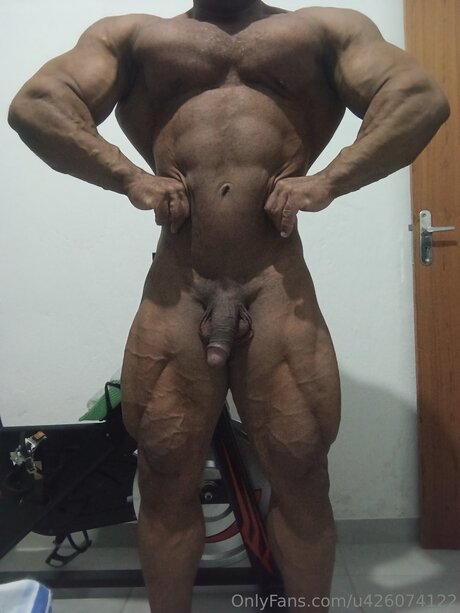 Alasti lekkinud OnlyFans-i pilt U426074122