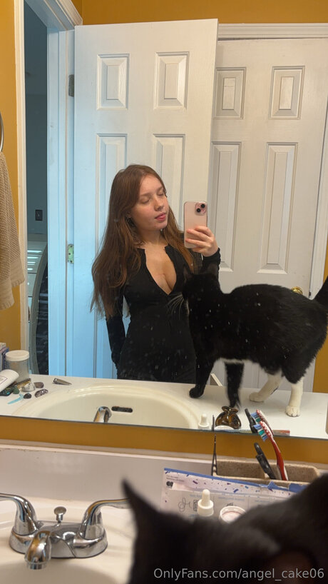 Naken läckt OnlyFans-bild av Angel Cake06
