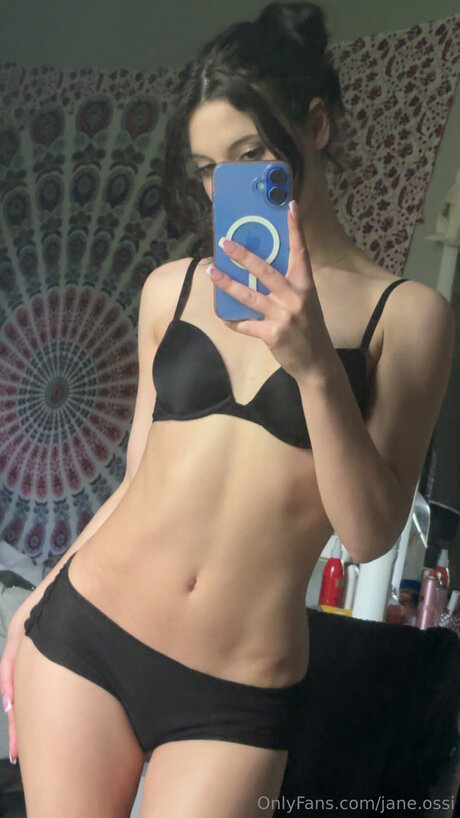 Jane Ossi