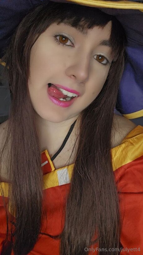 Naken läckt OnlyFans-bild av Julyett4
