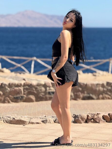 Realzoeyxoxo