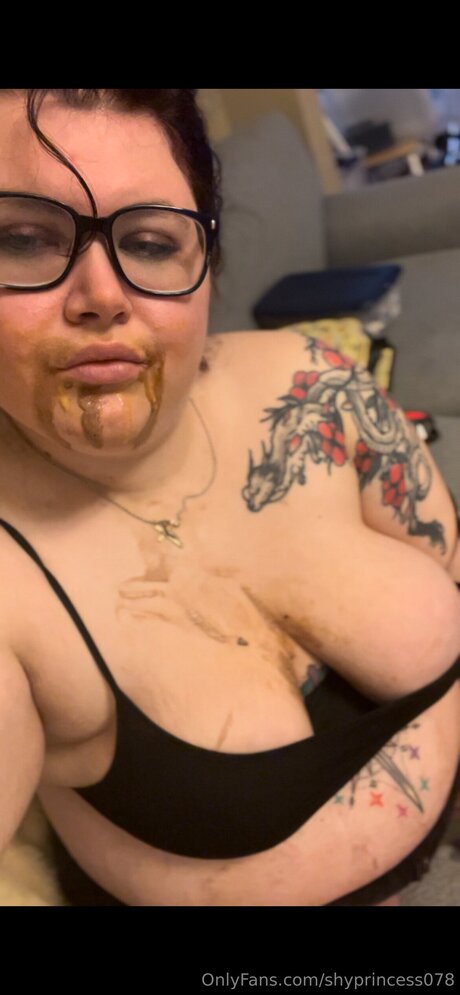 Foto di nudo di fuga di OnlyFans di Shyprincess078