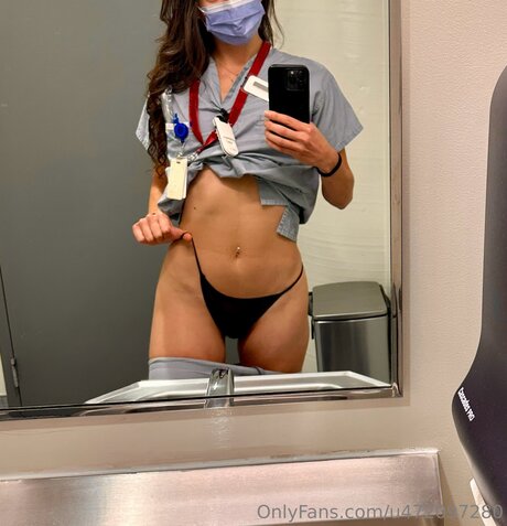 Naken lekkede OnlyFans-bilde av U472097280