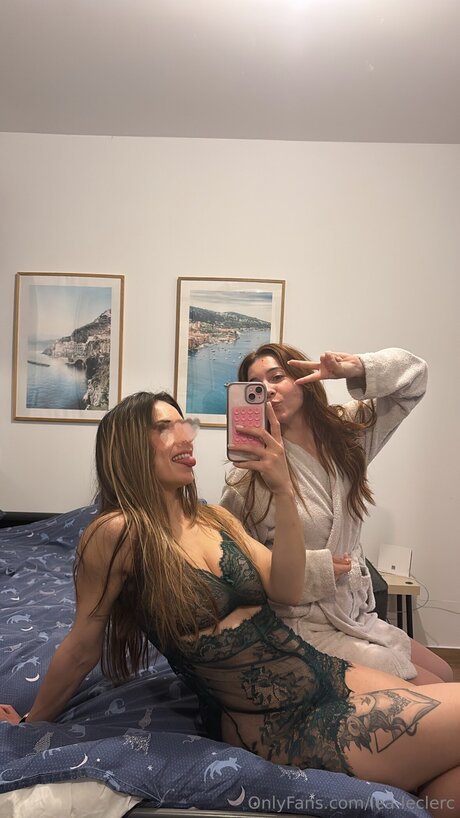 Alaston vuotanut OnlyFans-kuva Lea Leclerc