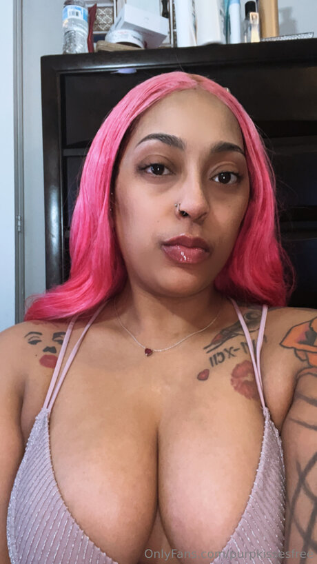 Purpkissesfree