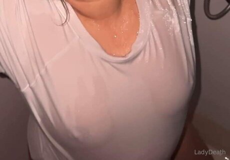 Alasti lekkinud OnlyFans-i pilt U137557190