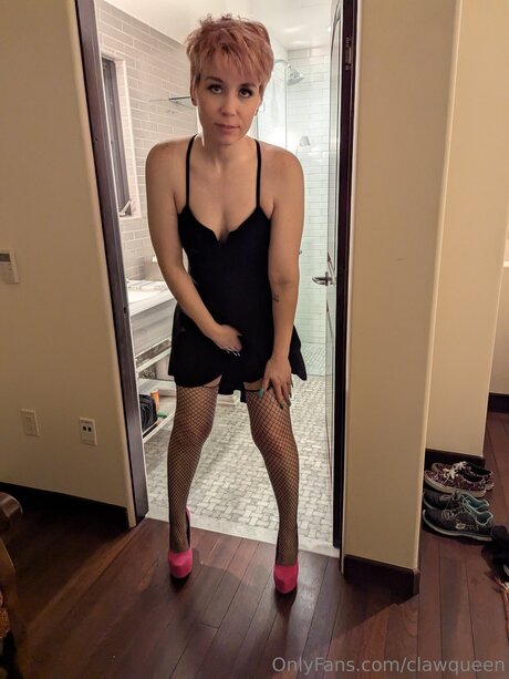 Clawqueen