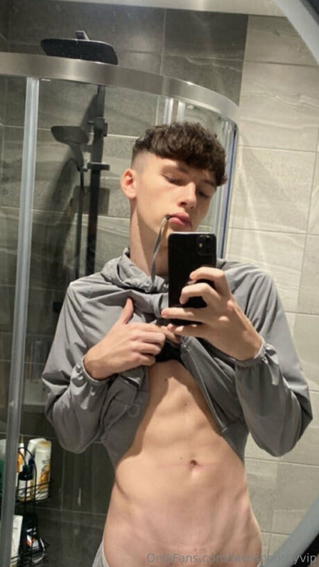 Lewisboothyvip