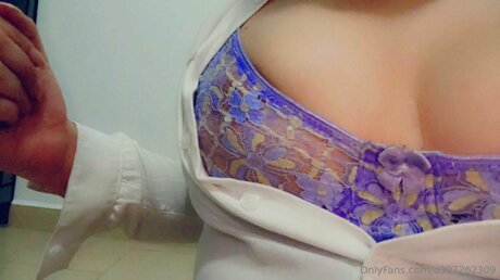 Nahá fotka uniklých OnlyFans od U307262309
