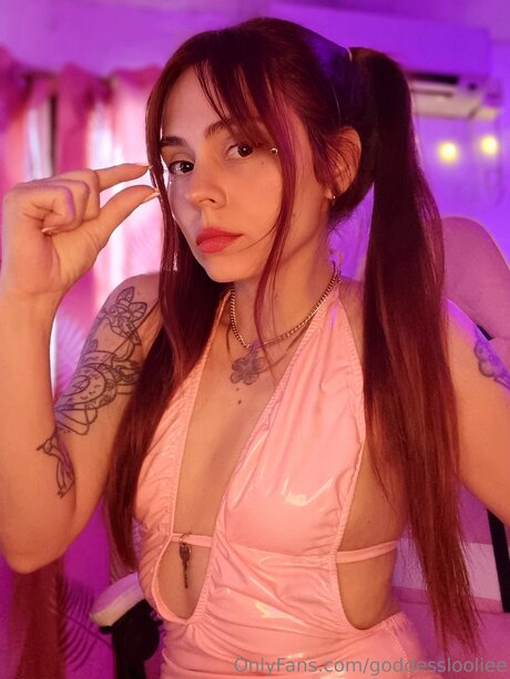 Foto di nudo di fuga di OnlyFans di Goddesslooliee
