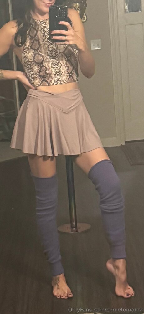 Nahá fotka uniklých OnlyFans od Cometomama
