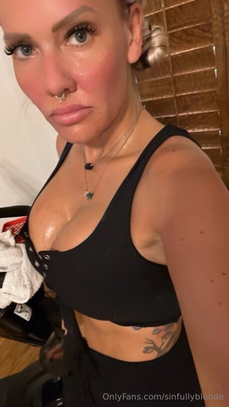 Sinfullyblonde