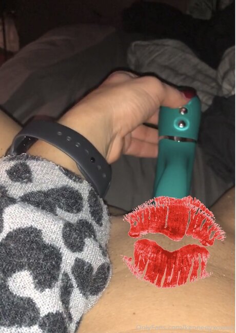 Alaston vuotanut OnlyFans-kuva Kennedyxoxoxo