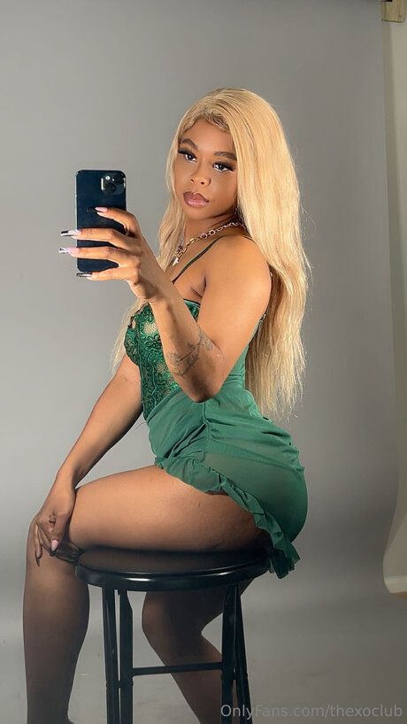 Naken lekkede OnlyFans-bilde av Thexoclub