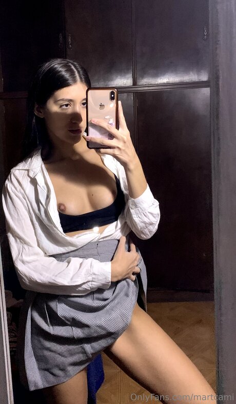 Naken lekkede OnlyFans-bilde av Milabrm