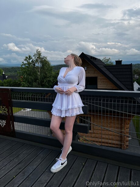 Sophiebloomsfree OnlyFans泄露裸照