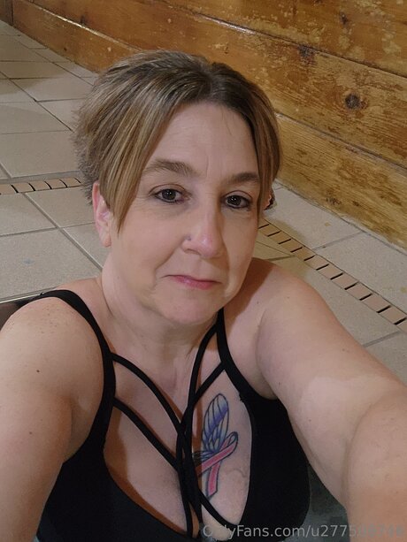 Naken lekkede OnlyFans-bilde av U277509746