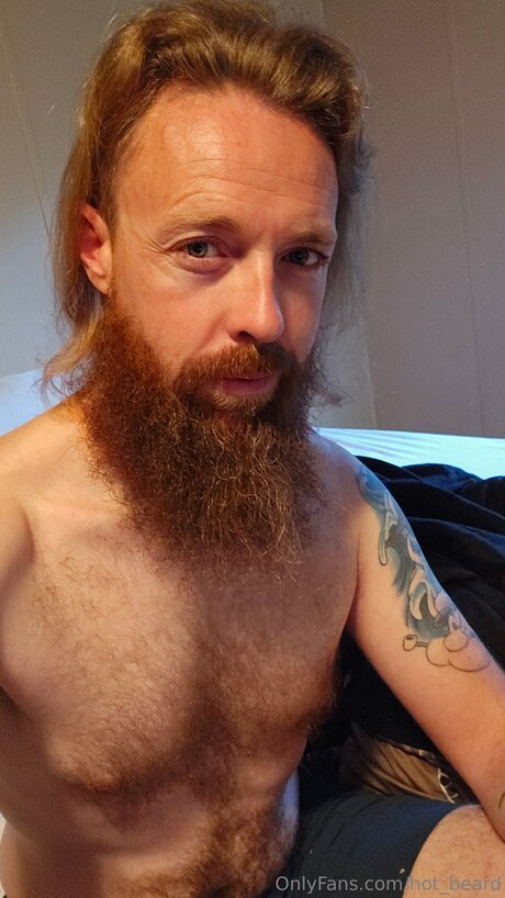 Nagie wyciekłe zdjęcie OnlyFans od Hot Beard