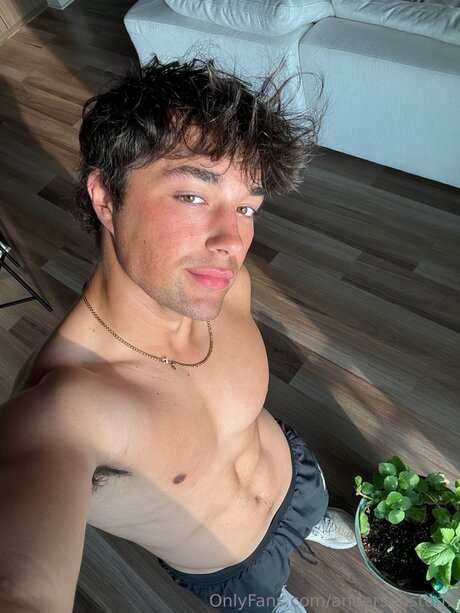 Foto desnuda filtrada de OnlyFans de Andersonstorm