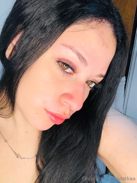 Naken lekkede OnlyFans-bilde av Vlatkaa