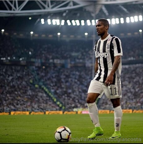 Douglascosta OnlyFansリークヌード写真