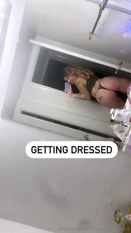 Foto nua vazada do OnlyFans de Rowdyplayboy1