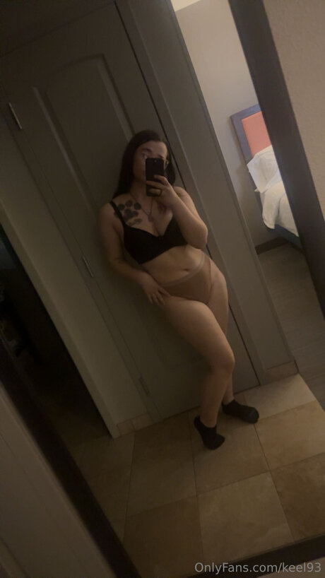 Naken lekkede OnlyFans-bilde av Keel93