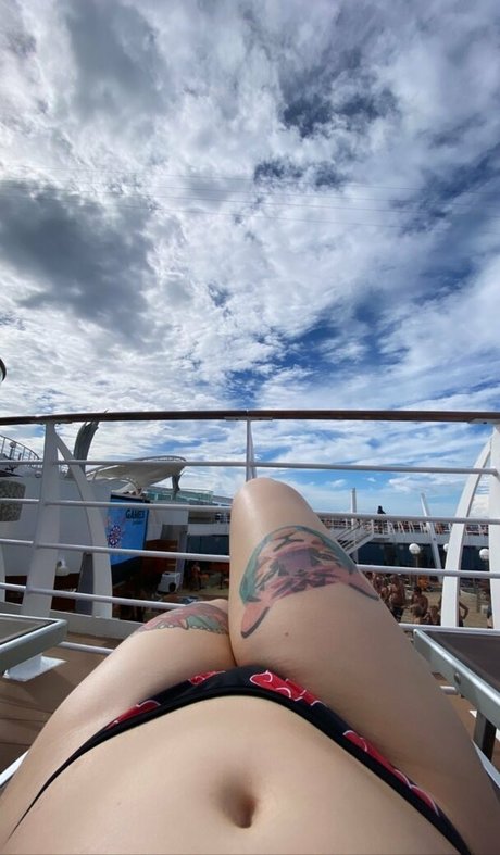Naken lekkede OnlyFans-bilde av Gabriela Zambrozuski